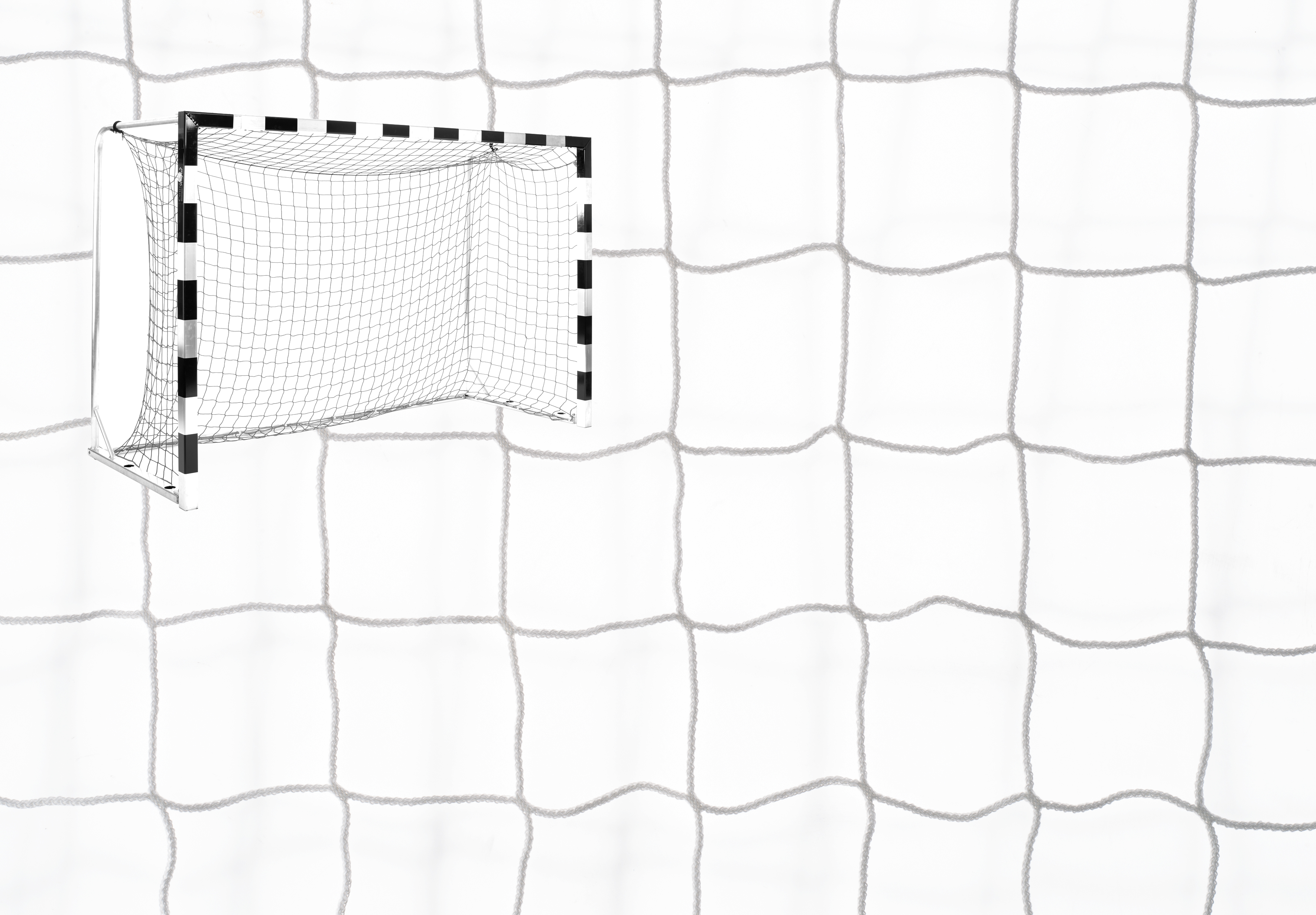 US_20610_2_Handballtornetz_3x2-4mm-weiss Small Field and Handball Goal Net - 4 mm