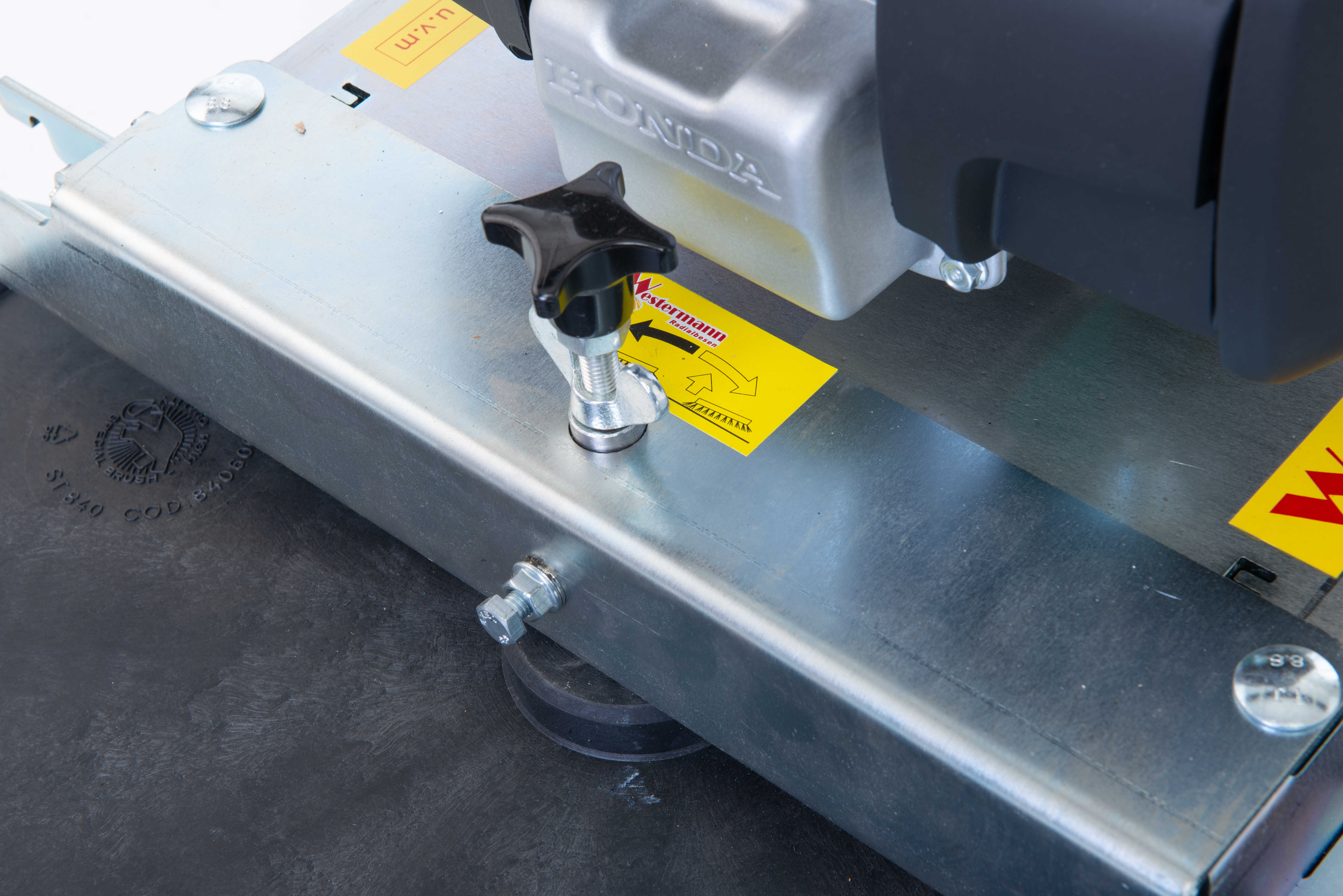 40161_Hoehenverstellung Turbo Broom height adjustment